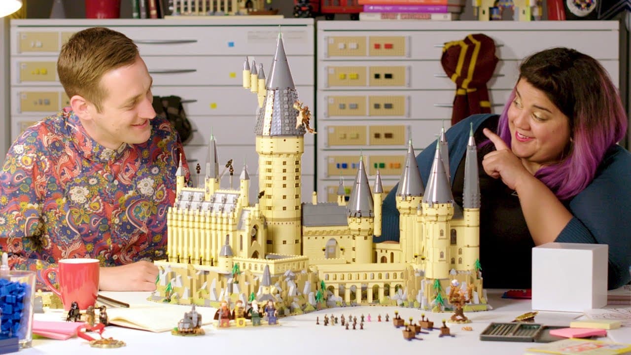 LEGO Harry Potter Hogwarts Castle - LEGO Designer Video Review - #71043