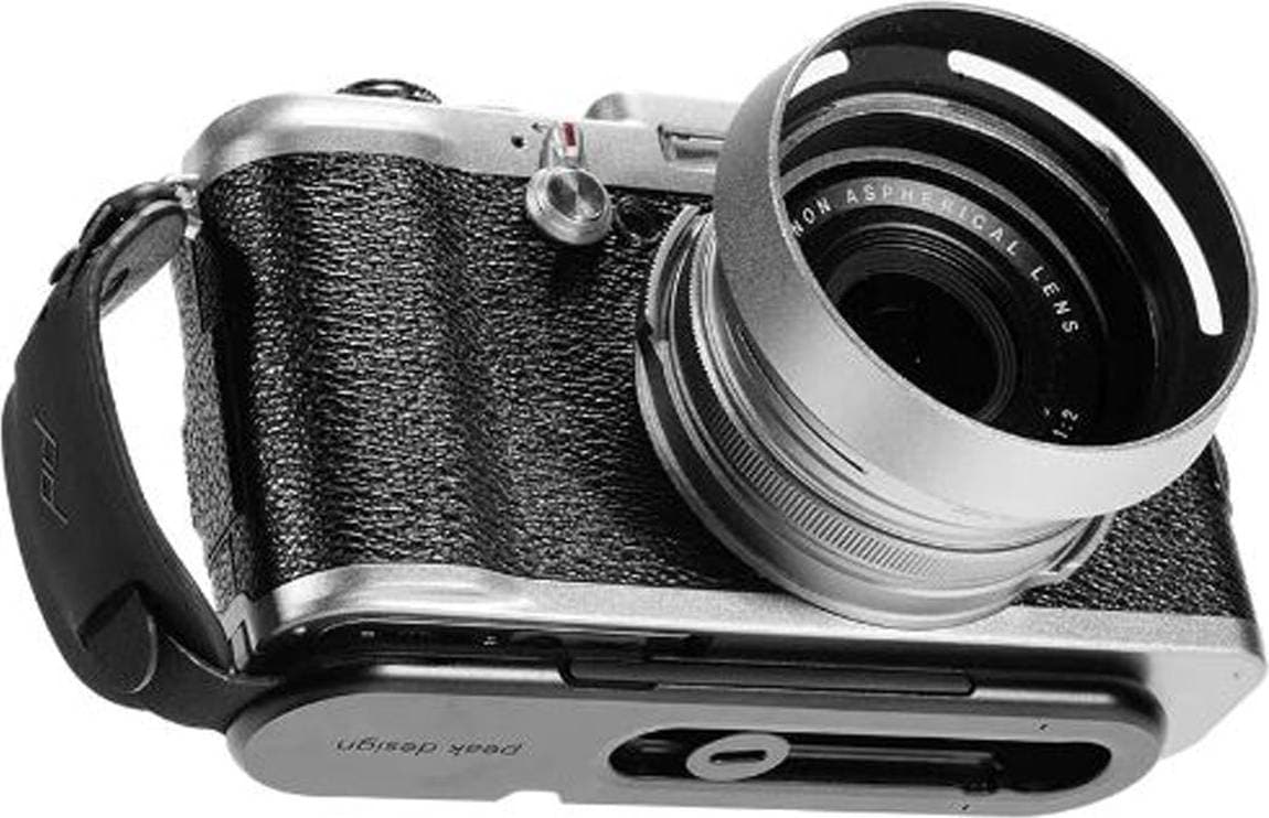 Peak Design Micro Clutch