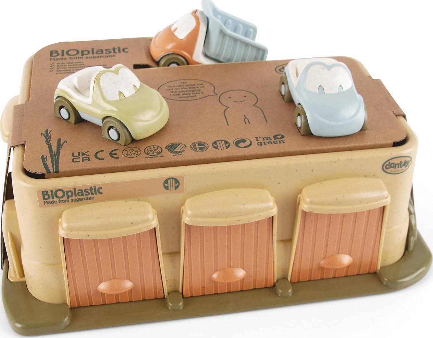 Dantoy Garage with 3 Cars