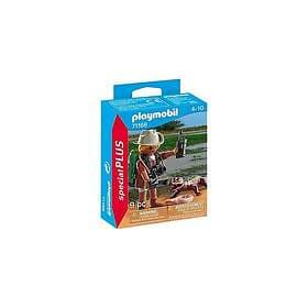 Playmobil Family Fun 71168 Researcher with Young Caiman