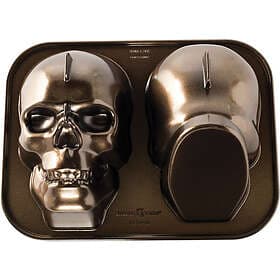 Nordic Ware Bakform Haunted Skull Pan