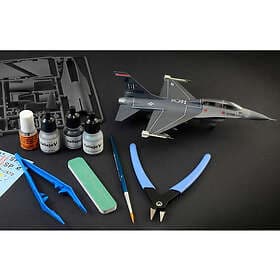 Italeri 1:72 Complete modeling set F-16 C/D Night Falcon
