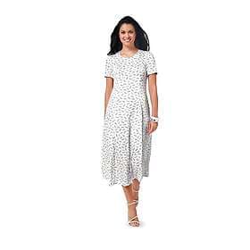 Burda 6821. Dam DRESSES