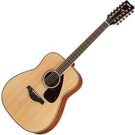 Yamaha FG820-12