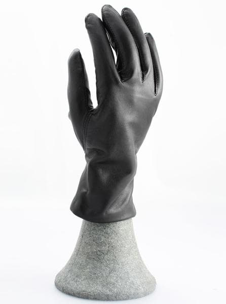 Gaucho Nellie Glove (Dam)