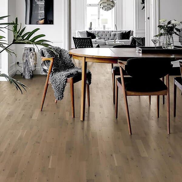 Kährs Parkettgolv Beyond Retro Frozen Hazelnut Ultramatt Lack Ek 3-Stav Trägolv Strip 153N6BEKQ4KW240