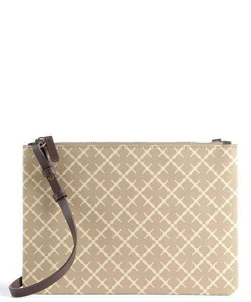 By Malene Birger Ivy Väska