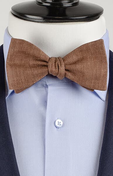Made In Italy Italiensk brun oknuten fluga i siden