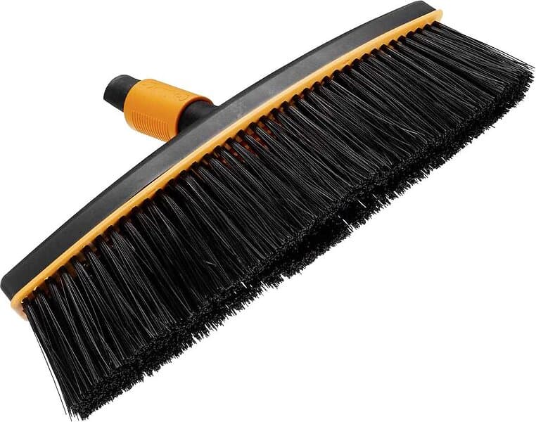 Fiskars QuikFit Patio Broom