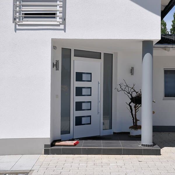 vidaXL Ytterdörr vit 100x210 cm aluminium och PVC 3157063