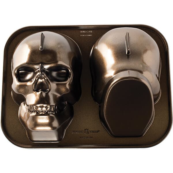 Nordic Ware Bakform Haunted Skull Pan
