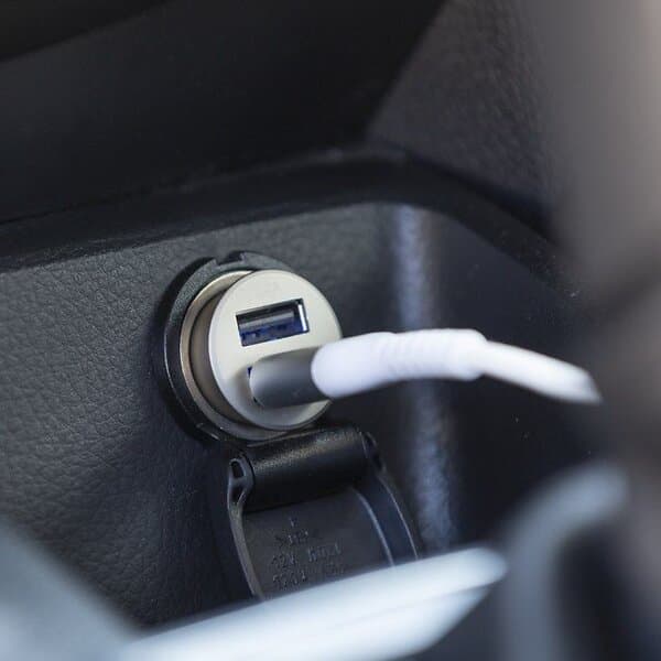 Linocell USB-billaddare med dubbla USB-portar 4,8A