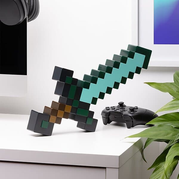 Paladone Minecraft Diamond Sword Light