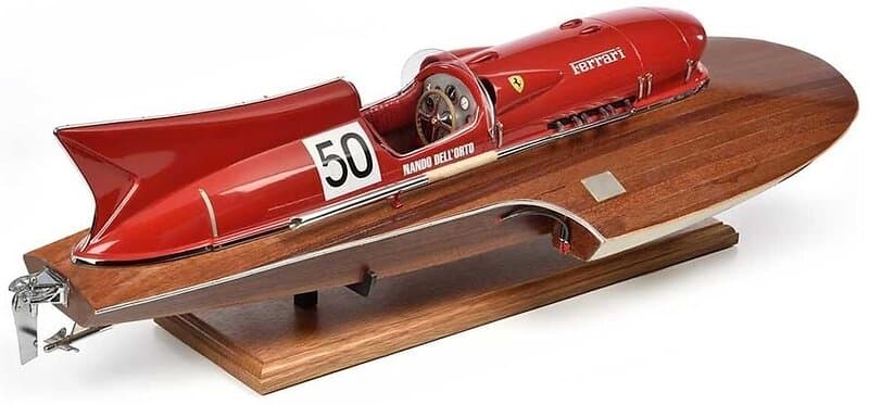 Amati Arno XI Ferrari 1:8 Special Edition Kit