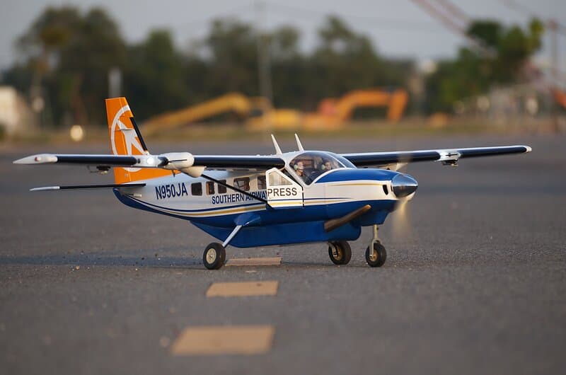 VQ Models Cessna 208 Grand Caravan Airliner 1,7 m EP GP