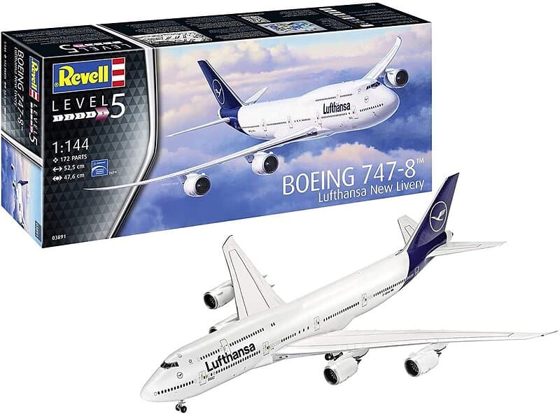 Revell Boeing 747-8 1:144