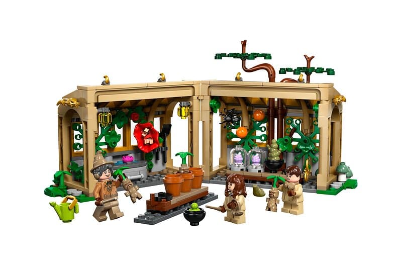 LEGO Harry Potter 76445 Hogwarts™ Castle: Herbology Class
