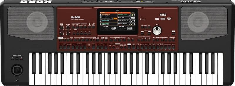 Korg PA700