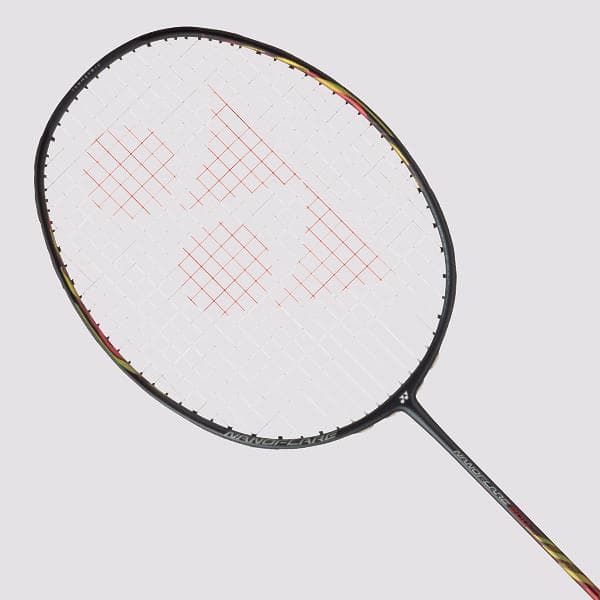 Yonex Nanoflare 800