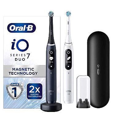 Oral-B iO Series 7 Duo