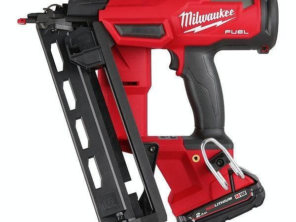 Milwaukee M18 FN16GA-202X (2x2,0Ah)