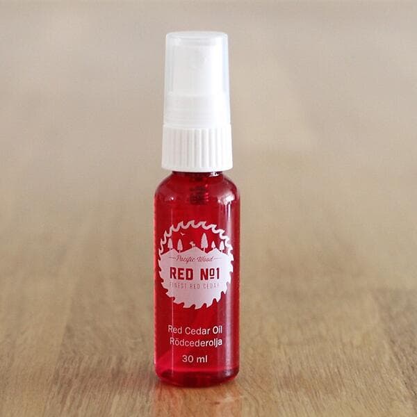 Red No.1 Red Cedar Oil Spray 30ml