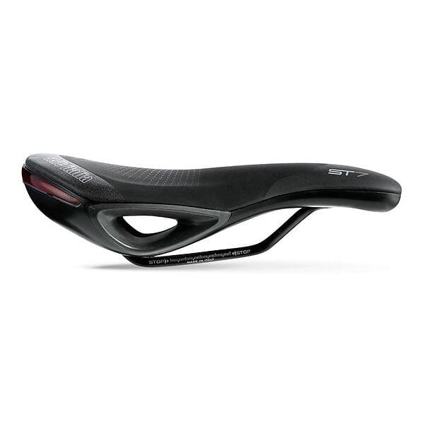 Selle Italia St7 Superflow Saddle (Svart) 165 mm