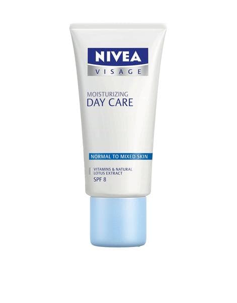 Nivea Moisturizing Day Care SPF15 50ml