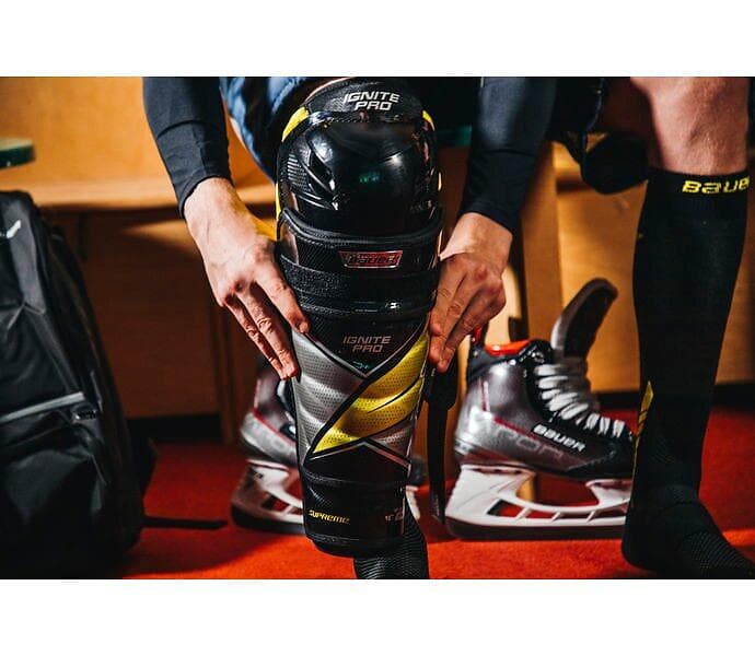 Bauer Hockey S21 Supreme Ignite Pro+ INT Shin Guard