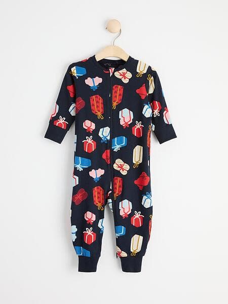 Lindex Pyjamas Med Julklappar