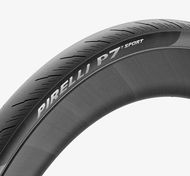 Pirelli P7 Sport Racingdäck Fällbara däck 700x32c Svarta