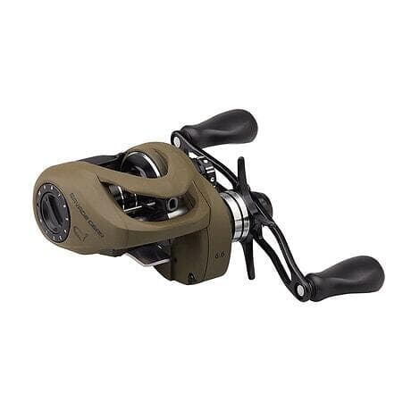 Savage Gear SG8 250 RH 7+1BB(2JP) BC 6,6:1