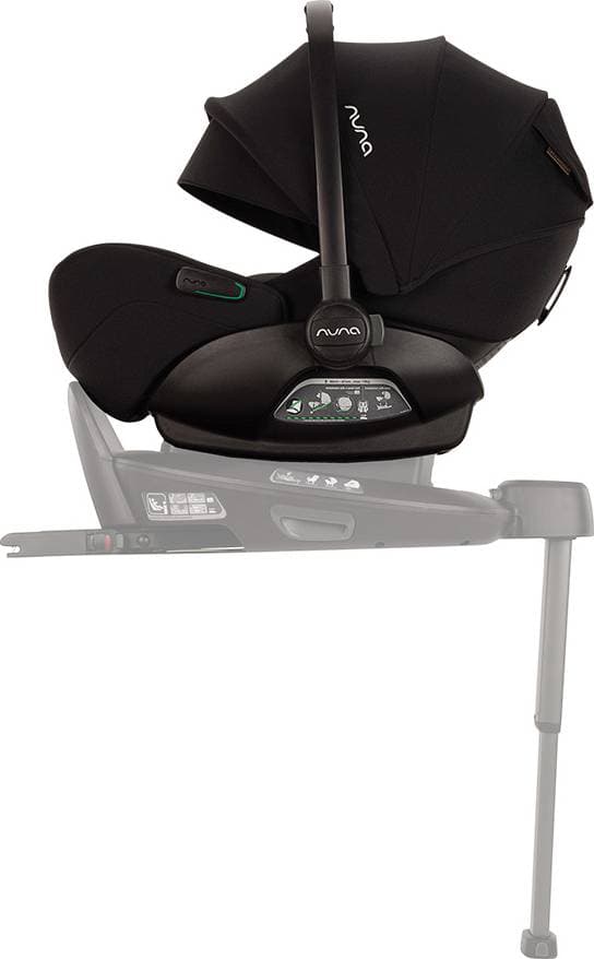 Nuna Arra Flex Babyskydd Caviar inklusive basfäste