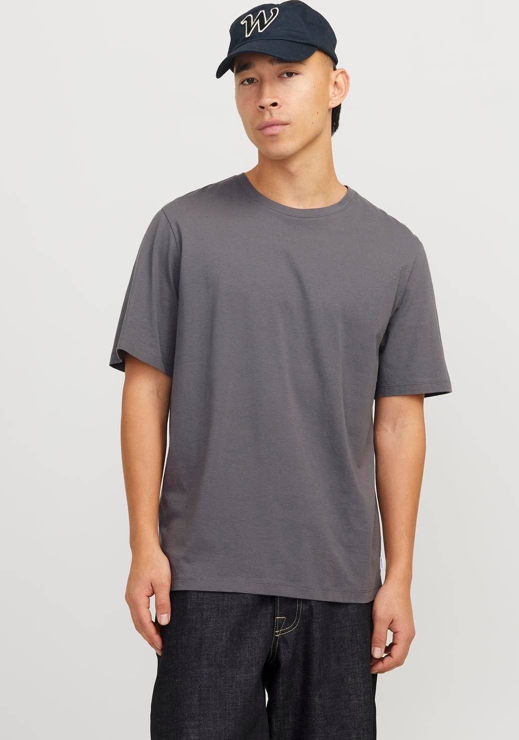 Jack & Jones Basic Tee SS O-Neck Grå