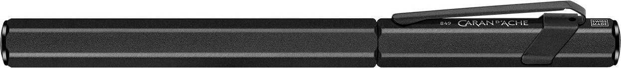 Caran d’Ache 849 Black Code Reservoarpenna Medium
