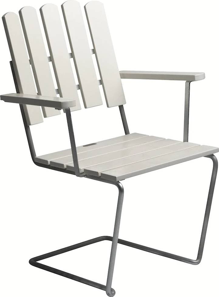 Grythyttan A2 - White Lacquered Oak with Hot-Dip Galvanized Frame Trädgårdsmatstol